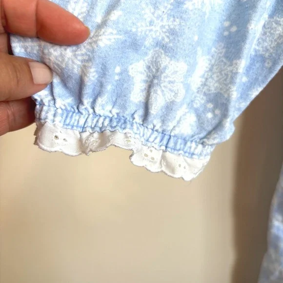 Lanz of Salzburg Womens Snowflake Nightgown Size L Blue Flannel Lace Trim Modest - Picture 7 of 11